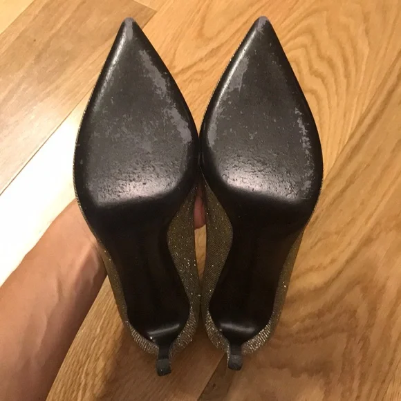 Saint Laurent Glitter Pointed-Toe Silver Pumps - Picture 3 of 8